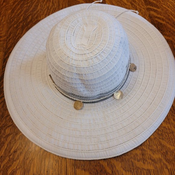 Scala Beach Hat with Shell Embellishments - Picture 1 of 2